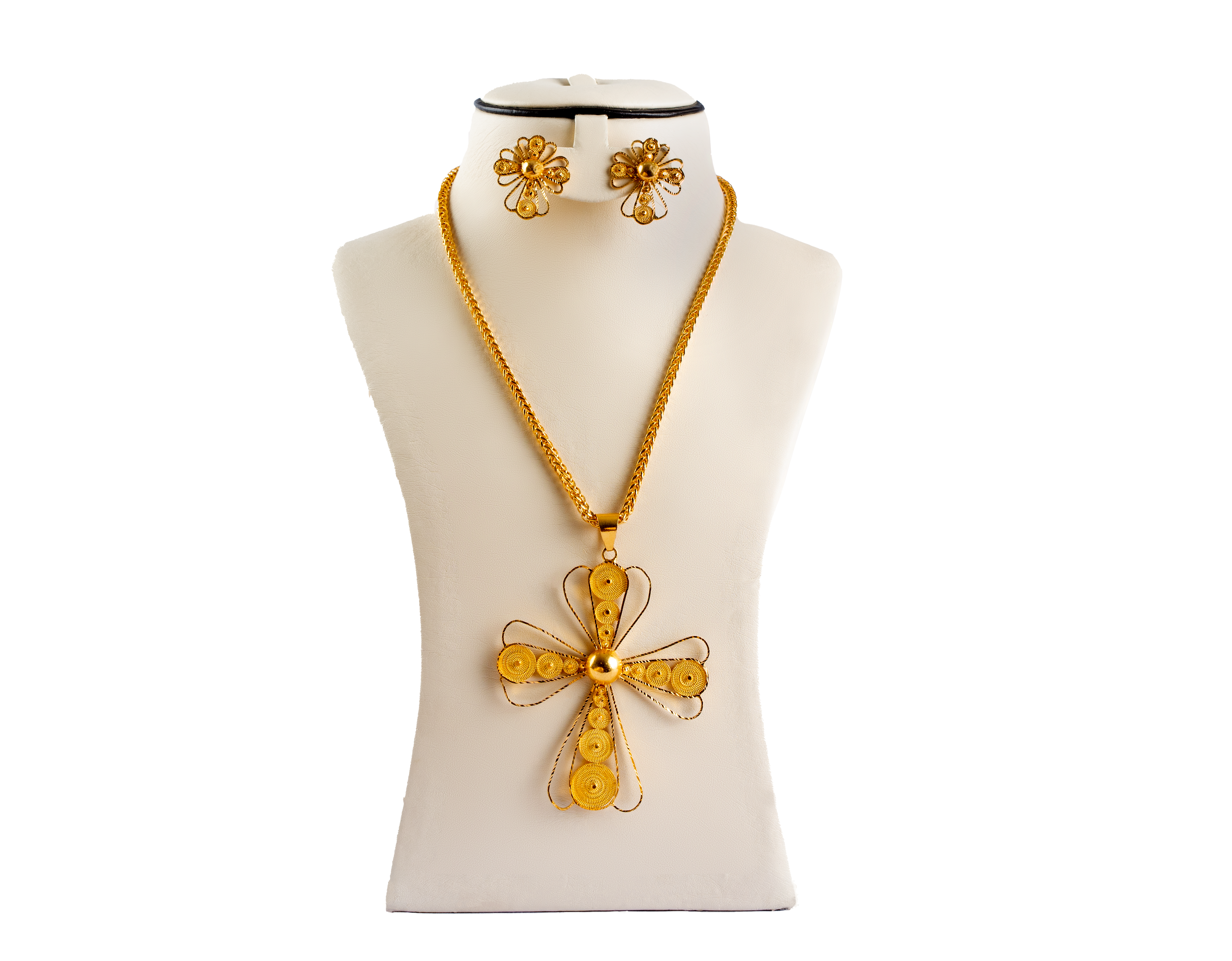 Ornate Gold Jewelry Set